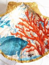 Coquille St-Jacques décor poisson,  huître déco crabe bleu.