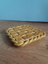 Dessous de plat céramique tressée ajourée