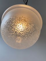 ANCIENNE SUSPENSION DEMI-BOULE ART-DECO