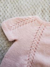 Robe Création en laine layette ROSE, tricot fait main