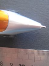 Stylo voiture à bille en forme de voiture qui roule Stylos v