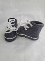 Chaussons baskets Gris Souris laine layette, fait main 0-3 m