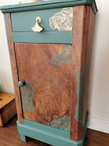 chevet motif végétal