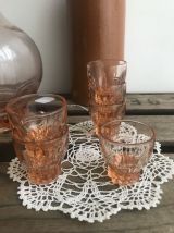 Carafe et 6 shooters rose assorties 