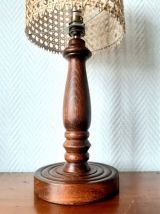 Lampe en bois tourné et cannage vintage 