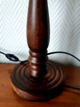 Lampe en bois tourné et cannage vintage 