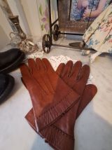 Paire de gants en cuir 