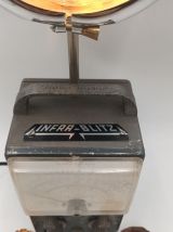 Lampe industrielle, Detournement d'objet