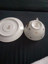 Ancienne tasse et sous tasses porcelaine