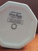 Vase vintage en porcelaine de Limoges 