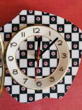 Horloge vintage pendule murale silencieuse Fleurs damier