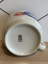Charmante tasse à thé en porcelaine