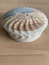 Boite en porcelaine