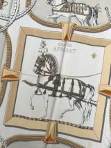 Carré HERMÈS Paris "Grand Apparat" 100% SOIE - bord noir