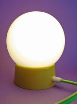 Lampe salon chevet bureau vintage opaline blanche "Jaune"