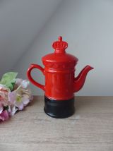 Théière en forme de boîte aux lettres anglaise - Price Kensi