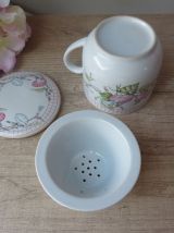 Tasse fleurie avec filtre à thé et couvercle, tisanière en c
