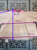 Ancienne brassière bébé en broderie anglaise