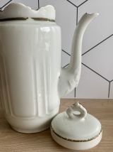 Cafetière en porcelaine début XXème