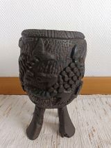 Mortier africain en bois brutaliste 