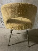 Chaise en moumoute années 70