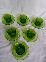 Tasses et soucoupes Duralex en verre vert 