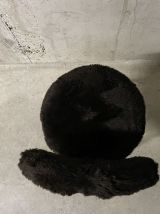 Chaise en moumoute Pelfran années 70
