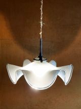 Suspension Opaline à festons