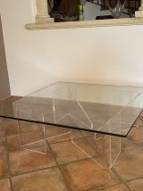 Table basse Roche Bobois. 1980. Plexiglas et verre. 100x100.