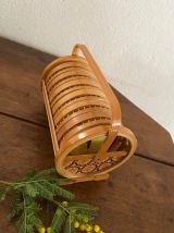 6 sous-verres papillons en rotin.