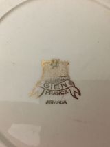 6 assiettes à dessert et le Plat Vintage / Gien / Modèle Arm