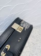 Valise en carton noir vintage