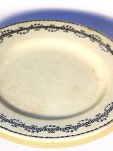 Coupe sur pied faïence ancienne. Porcelaine opaque de Gien