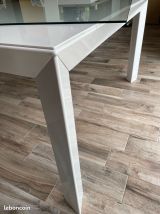 Table carrée aluminium monobloc