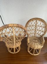 Petit salon rotin pour poupees annees 70.