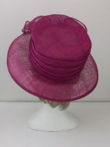 Chapeau en raphia rose fuchsia - taille 57