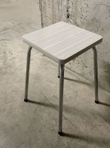 Tabouret en formica blanc années 70