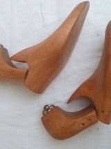 embauchoirs  en bois 