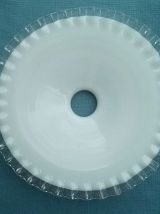 suspension  opaline  blanche , vintage