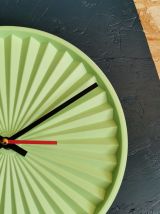 Horloge pendule murale vintage silencieuse Tupperware vert