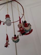Mobile couronne de suspensions ornements bois noël vintage