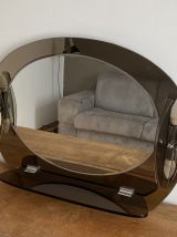 Miroir Veca  2 appliques  et tablettes. Italie. 1970