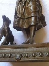 Statue en métal vintage