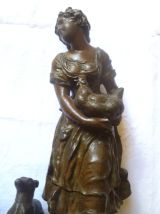 Statue en métal vintage