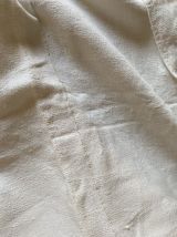 Lot de 4 torchons blancs anciens  et differents 