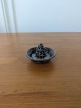 Porte-encens artisanal en terre cuite – Maghreb
