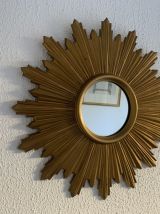 Miroir vintage 1970 soleil plastique doré - 44 cm