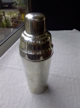 Shaker anglais en métal argenté 