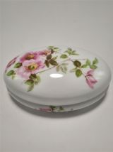 Boîte en porcelaine