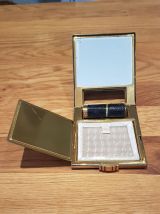 Poudrier avec tube de rouge à lèvres des années 30